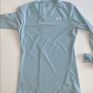 Under Armour blue thermal juniors size L